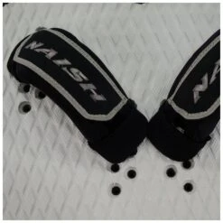 Naish Windsurf Board Hookipa Quad 2024 - 78 Multicolor -Surfausrüstungs Geschäft 516.32020.000 detail s28ws boards hookipa footstrapsfront 2 2000x2000