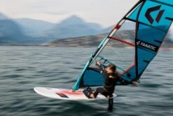 FANATIC Windsurf Board Gecko Foil HRS 2023 - 135 -Surfausrüstungs Geschäft chiarasocin geckofoilhrs23 dukehd23 by sicrowtherfanatic duotone lakegarda d6i1630